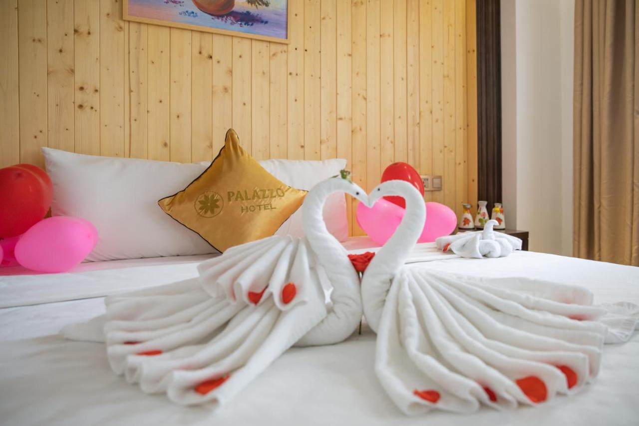 Palazzo Luxury Hotel Da Nang Bagian luar foto