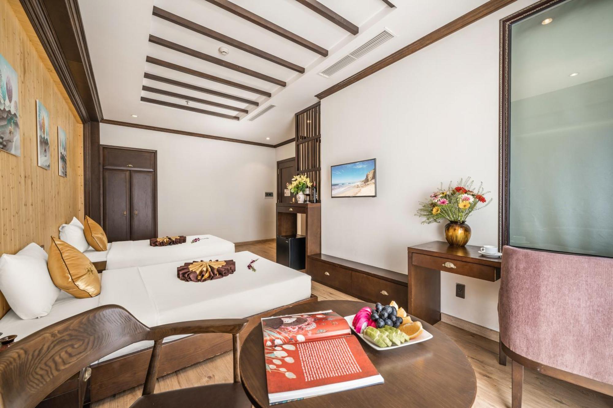 Palazzo Luxury Hotel Da Nang Bagian luar foto