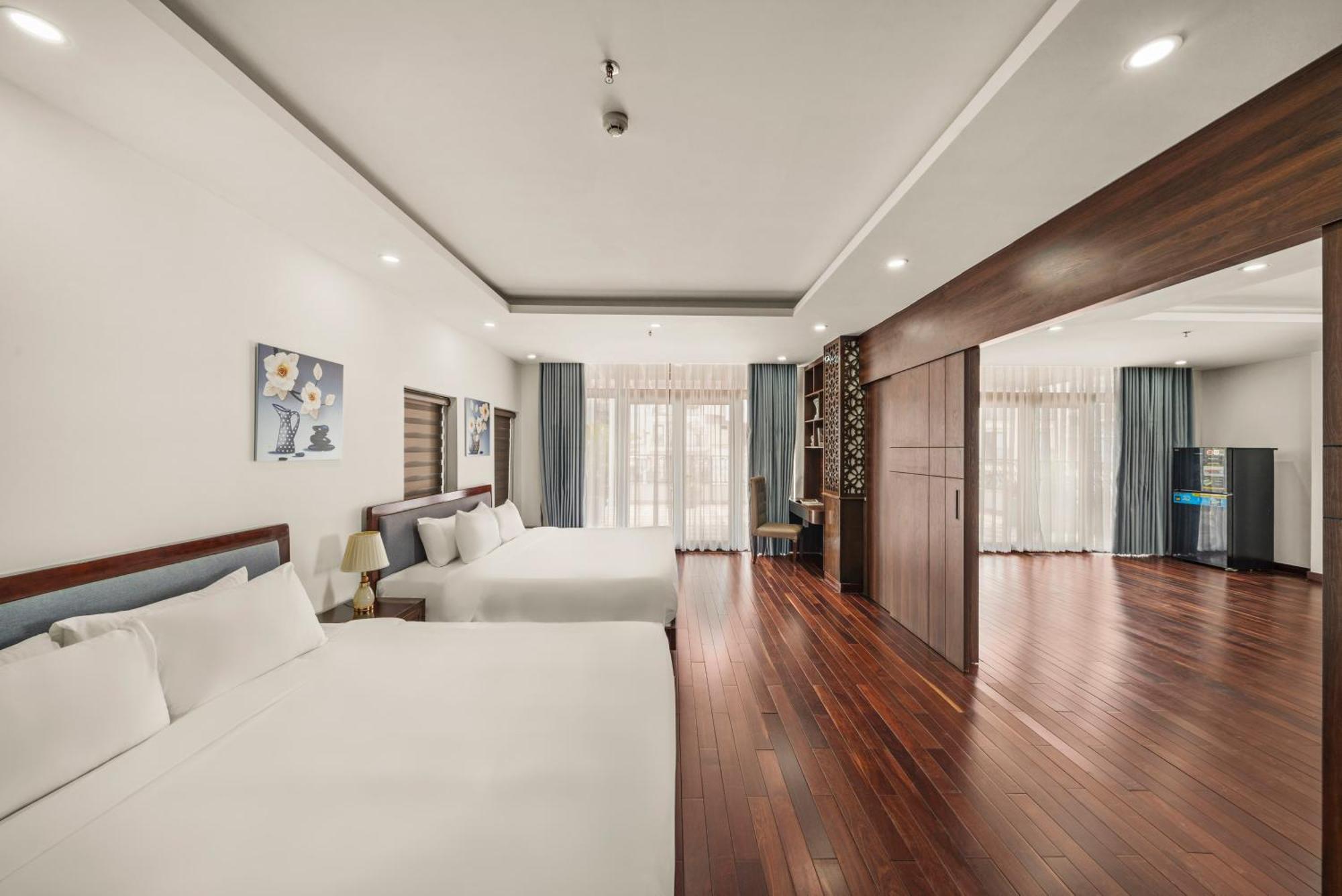 Palazzo Luxury Hotel Da Nang Bagian luar foto